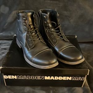 Men’s Madden Boots size 9.5